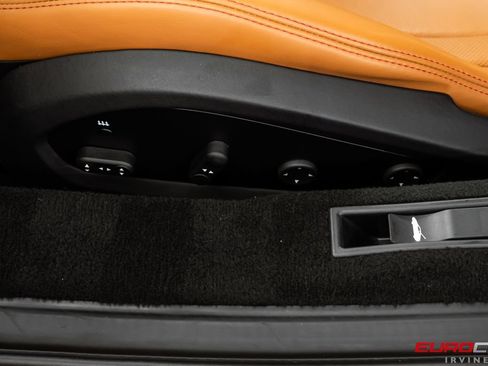 Used 2021 Ferrari F8 Tributo RWD image 46