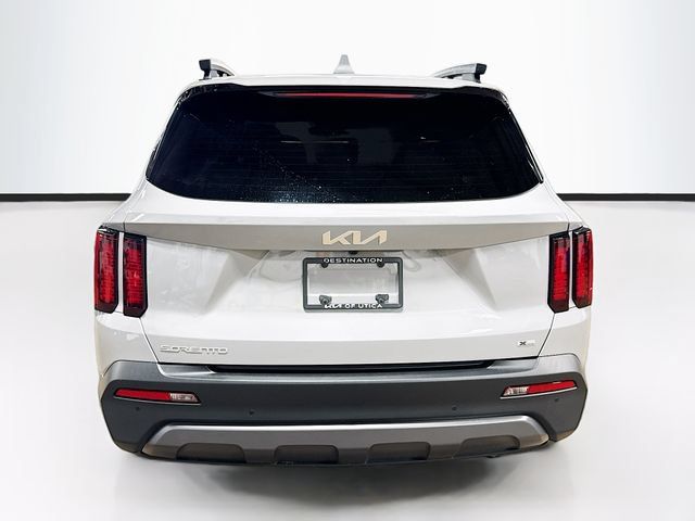 Used 2023 Kia Sorento S w/ Panoramic Sunroof Package AWD/4WD image 6