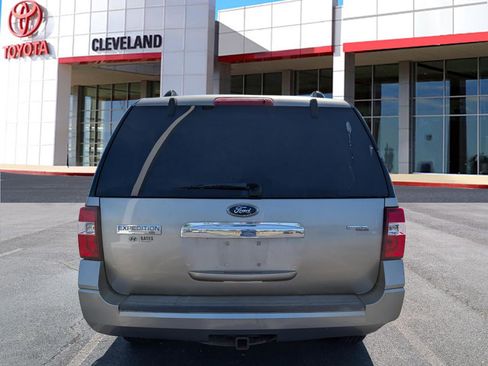 Used 2008 Ford Expedition XLT image 6