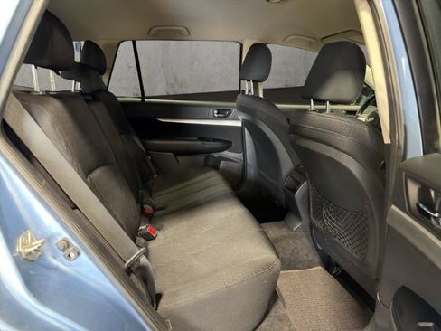 Used 2010 Subaru Outback 3.6R Premium AWD/4WD image 20