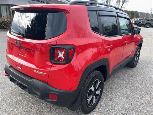 Certified 2022 Jeep Renegade Trailhawk w/ Trailer Tow Group image 7
