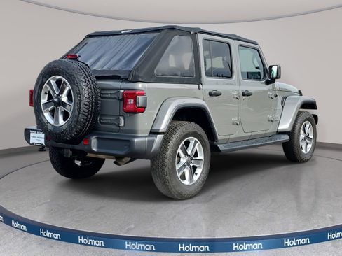 Used 2019 Jeep Wrangler Unlimited Sahara image 7