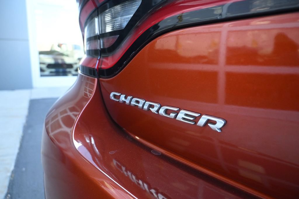 Used 2022 Dodge Charger SRT Hellcat w/ Navigation & Travel Group RWD image 12