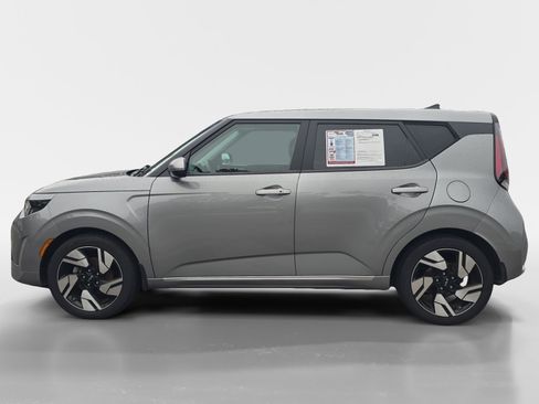 Used 2024 Kia Soul GT-Line FWD image 2