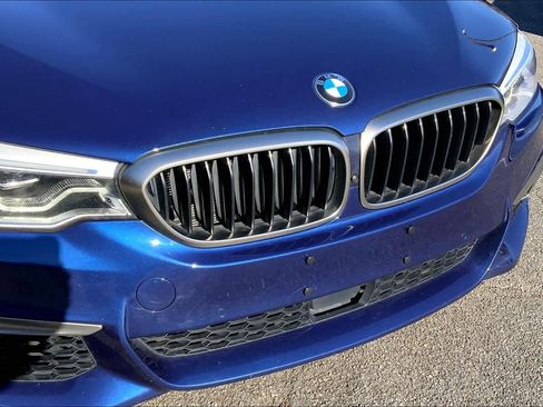 Used 2020 BMW M550i xDrive w/ Dynamic Handling Package image 30