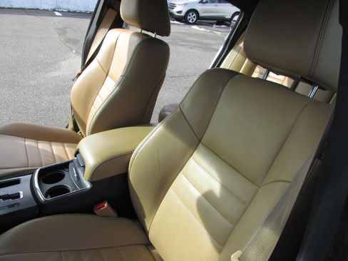 Used 2014 Dodge Charger R/T image 82