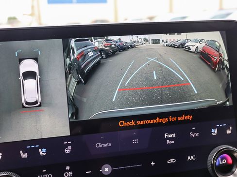 Used 2023 Lexus RX 350 Premium image 25