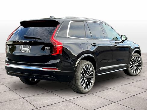New 2026 Volvo XC90 B5 Plus w/ Protection Package AWD/4WD image 4