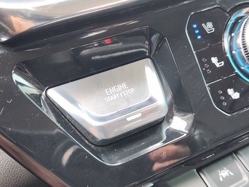 Used 2023 GMC Sierra 1500 Denali RWD image 22