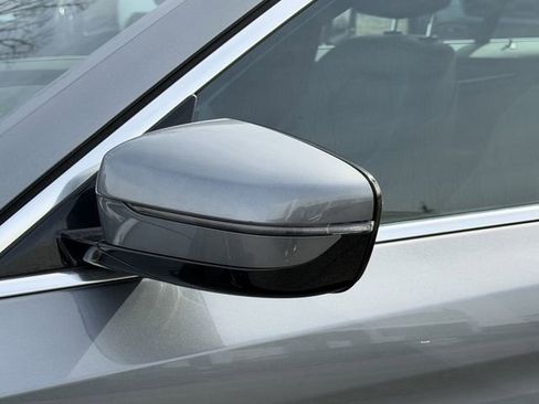 Used 2023 BMW 530i image 32