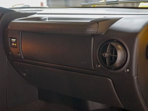 Used 2005 HUMMER H2 w/ Preferred Equipment Group image 63