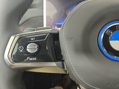 New 2026 BMW i7 xDrive60 w/ Executive Package AWD/4WD image 17