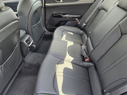 New 2026 Kia K5 EX image 21