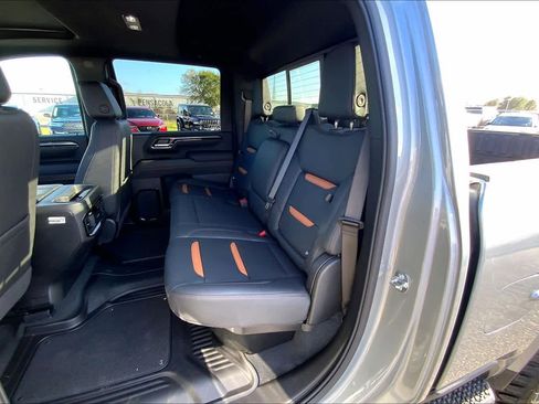 Used 2025 GMC Sierra 2500 AT4 w/ AT4 Premium Plus Package image 20