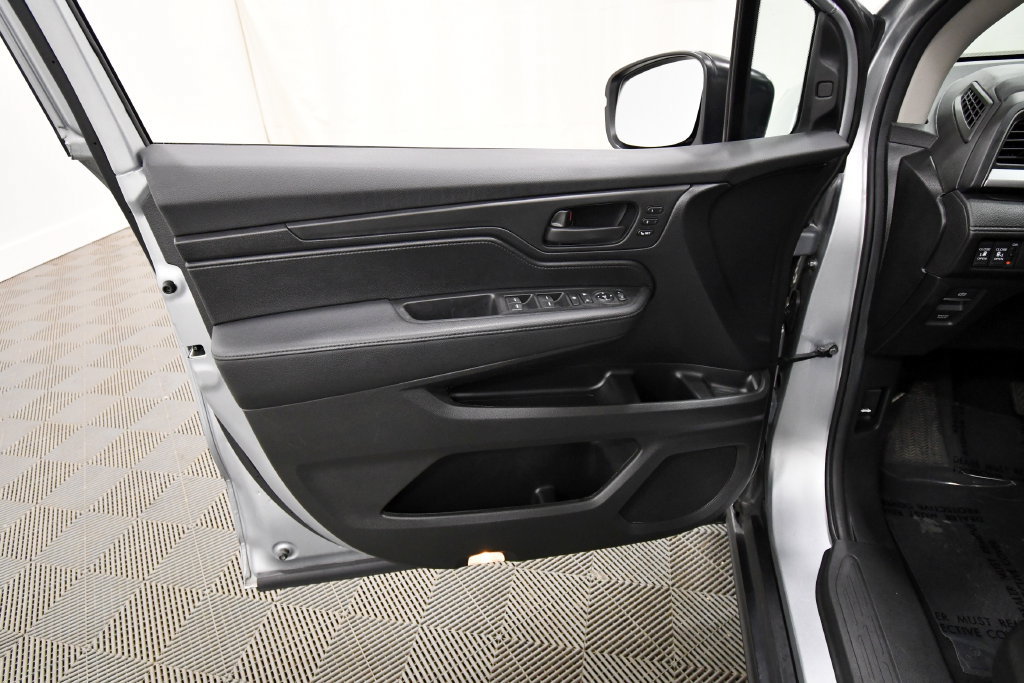 Certified 2025 Honda Odyssey Sport image 13