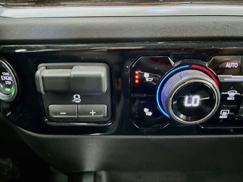 Used 2025 Chevrolet Silverado 1500 LT w/ Protection Package RWD image 20