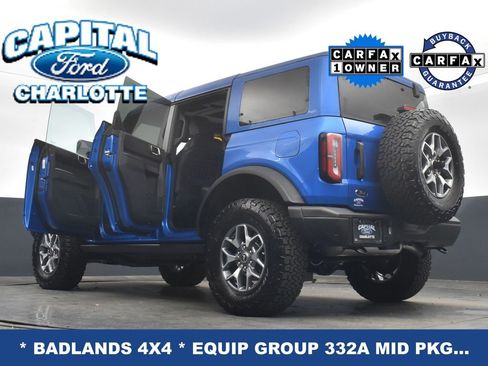 Used 2025 Ford Bronco Badlands image 40