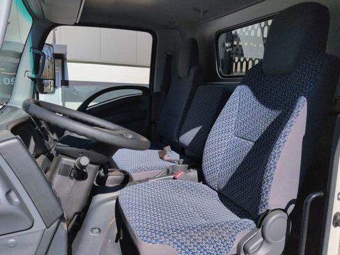 New 2024 Chevrolet Low Cab Forward image 9