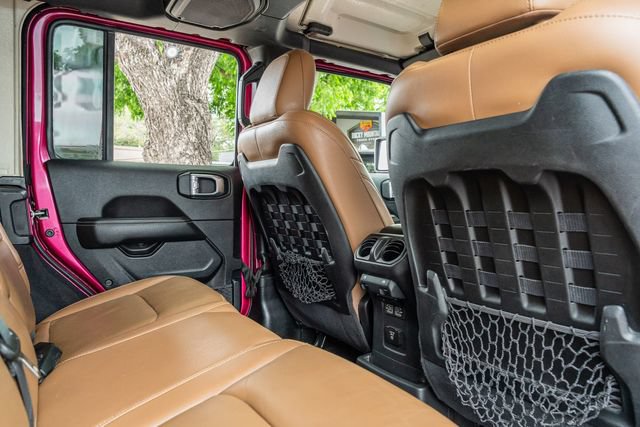 Used 2021 Jeep Wrangler Unlimited Rubicon w/ Xtreme Recon 35" Tire Package AWD/4WD image 41