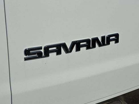 New 2025 GMC Savana 2500 w/ Driver Convenience Package RWD image 30