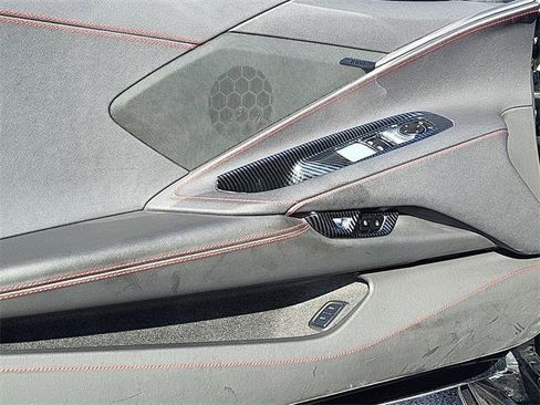 Used 2022 Chevrolet Corvette Stingray Coupe w/ Z51 Performance Package image 6