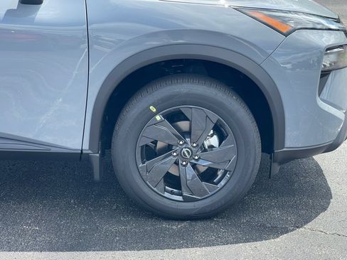 New 2026 Nissan Rogue SV w/ Cold Weather Package AWD/4WD image 25