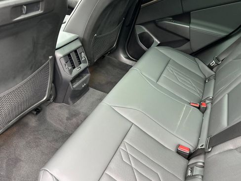 Used 2025 BMW X3 xDrive30i w/ Premium Package image 15