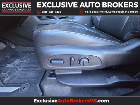 Used 2020 Chevrolet Traverse Premier w/ Redline Edition image 33