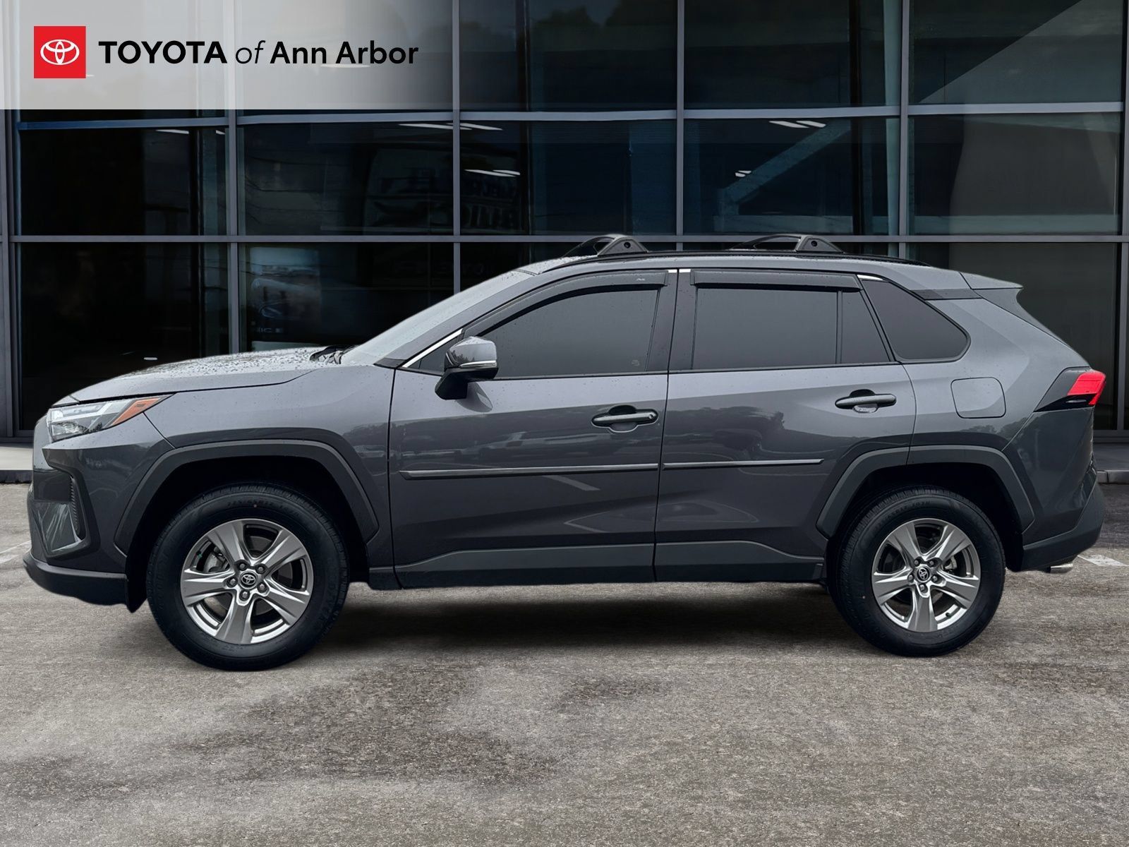 Used 2024 Toyota RAV4 XLE w/ Convenience Package AWD/4WD image 10