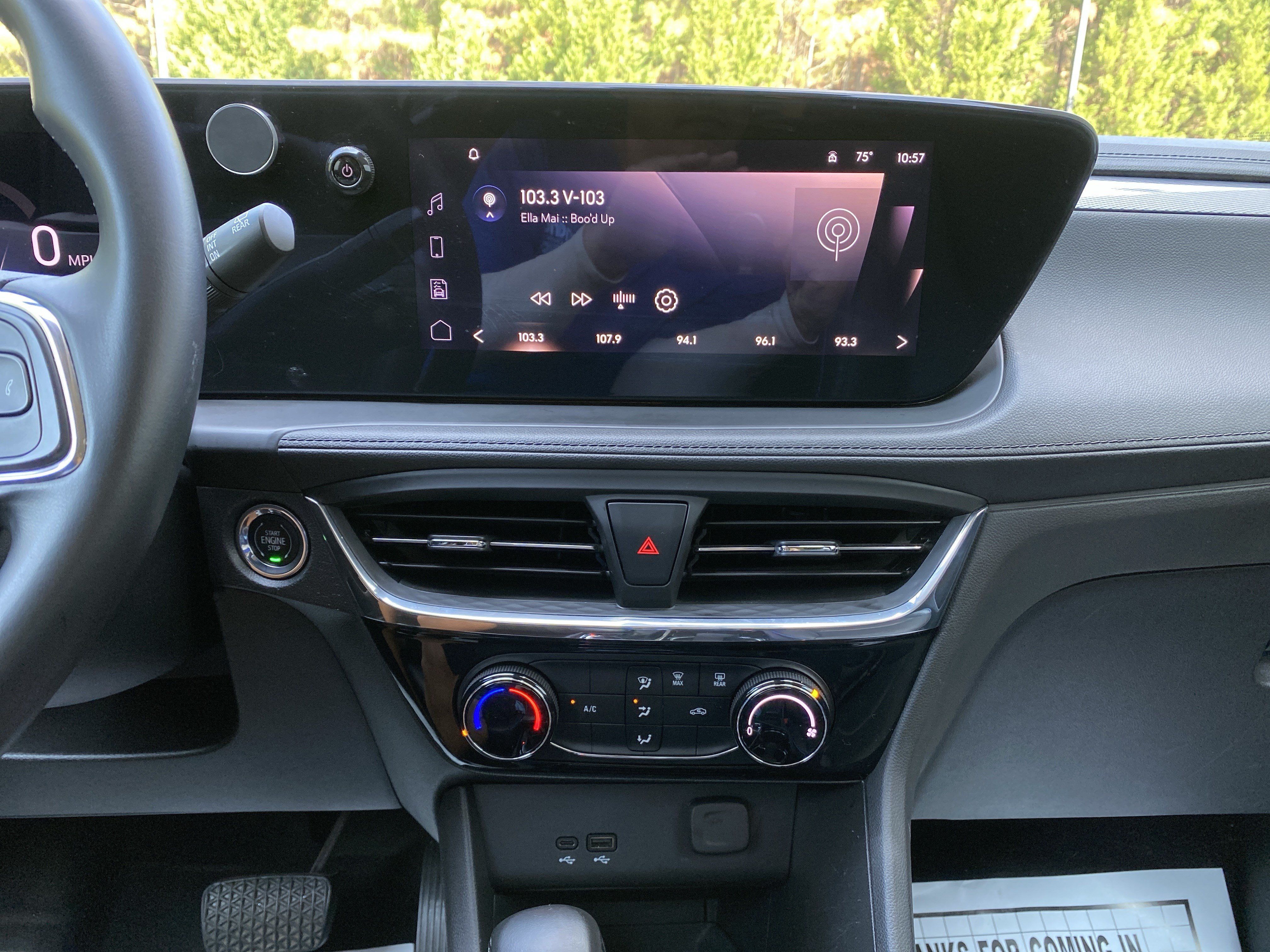 Used 2025 Buick Encore GX Sport Touring FWD image 23