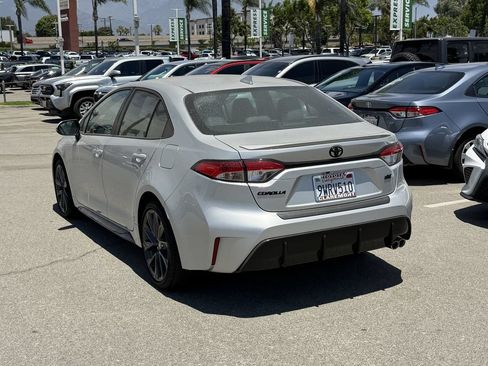 Certified 2026 Toyota Corolla SE FWD image 4