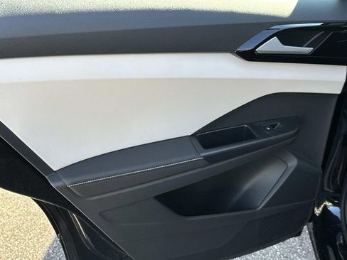 New 2026 Volkswagen Taos S FWD image 25