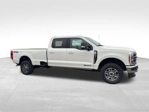 New 2026 Ford F350 Lariat w/ FX4 Off-Road Package AWD/4WD image 4