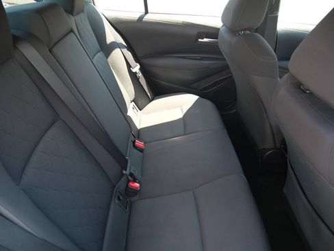 Used 2020 Toyota Corolla LE FWD image 29