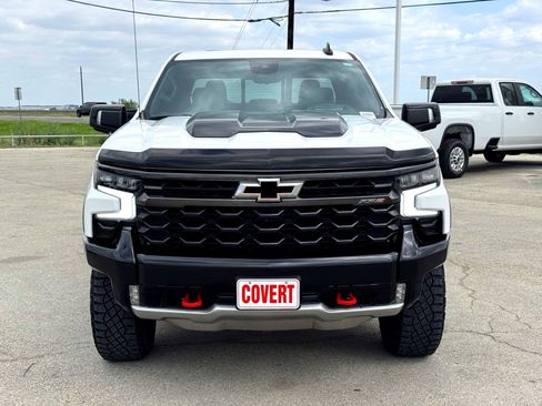 Used 2024 Chevrolet Silverado 1500 ZR2 w/ Technology Package image 4