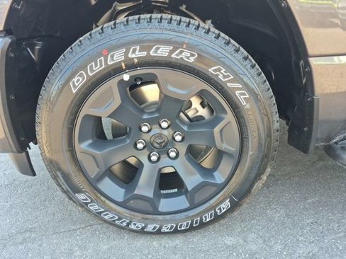 New 2026 RAM 1500 Express AWD/4WD image 10