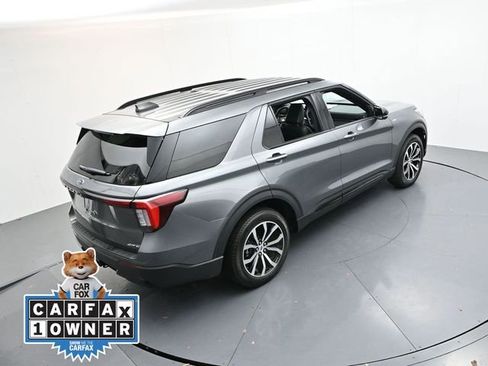 Used 2025 Ford Explorer ST-Line image 27