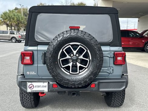 Used 2024 Jeep Wrangler Unlimited Rubicon w/ Safety Group image 6