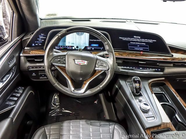 Certified 2023 Cadillac Escalade Sport Platinum w/ LPO, ONYX Package AWD/4WD image 3