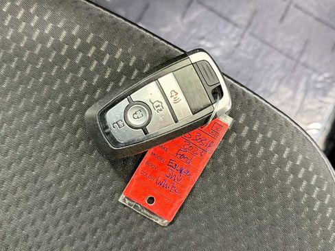 Used 2023 Ford Escape ST-Line w/ Equipment Group 301A FWD image 31