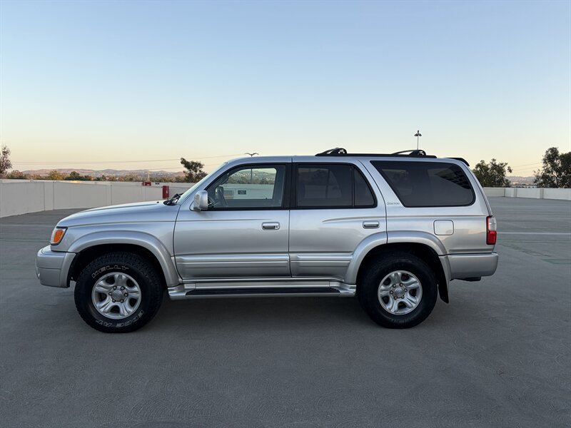 Used 2001 Toyota 4Runner Limited RWD image 9