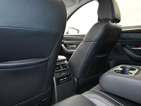 Used 2025 MAZDA CX-90 3.3 Turbo w/ Select Package AWD/4WD image 21