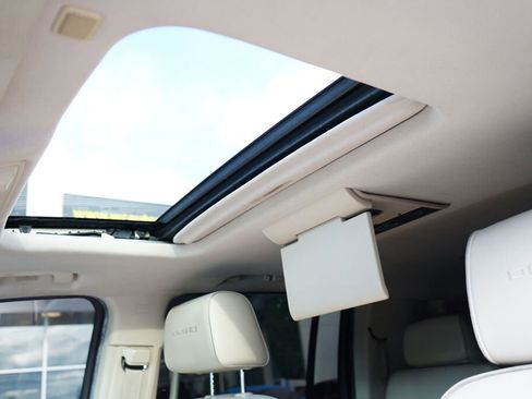 Used 2015 GMC Yukon XL Denali w/ Touring Package image 16