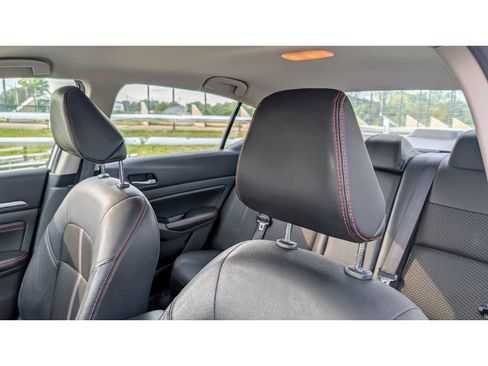 Used 2023 Nissan Altima 2.5 SR image 15