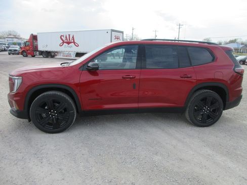 New 2026 GMC Acadia Elevation w/ Black Edition FWD image 9