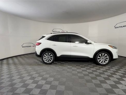 Used 2022 Ford Escape Titanium w/ Titanium Elite Package image 9