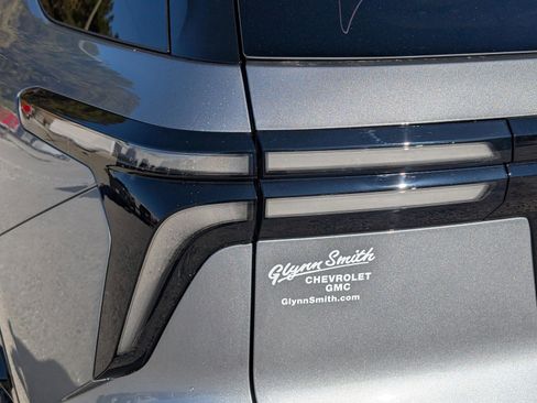 New 2026 Chevrolet Traverse RS image 11