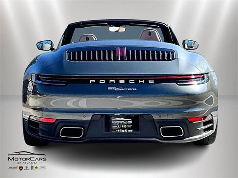 Used 2024 Porsche 911 Carrera image 4