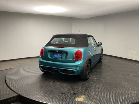 Used 2017 MINI Cooper S image 7