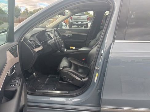 Used 2022 Volvo XC90 T8 Inscription w/ Advanced Package image 10